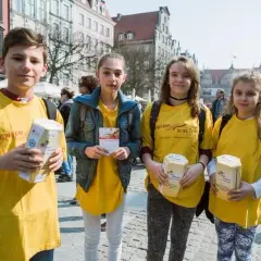 12 inspirujących pomysłów na akcje wolontariatu: od szkoły po miasto
