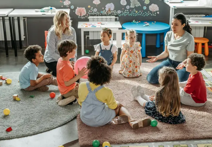 Praca w przedszkolu bez wykształcenia pedagogicznego: Możliwości i zasady