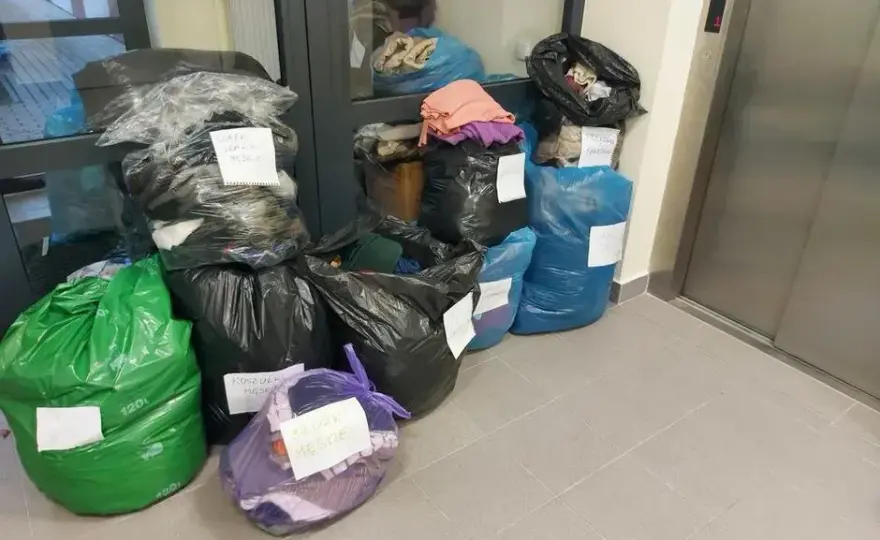 Gdzie oddać ubrania potrzebującym: 5 skutecznych sposobów pomocy