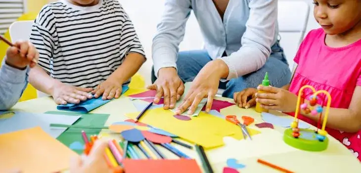 Zdjęcie Praca w przedszkolu bez wykształcenia pedagogicznego: Możliwości i zasady